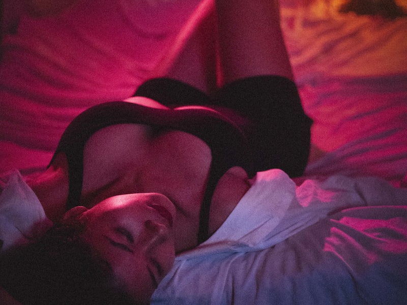 8 Unexpected Signs You're Not Getting Enough Deep Sleep